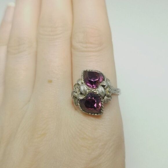 Vintage Heart Shape Purple Rhinestone Ring with Silver Tone Adjust Band, Leaf - Picture 6 of 7